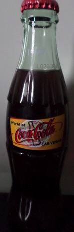 1996-2652 € 15,00 coca cola flesje 8oz world of las vegas  jaartal 1999.jpeg
